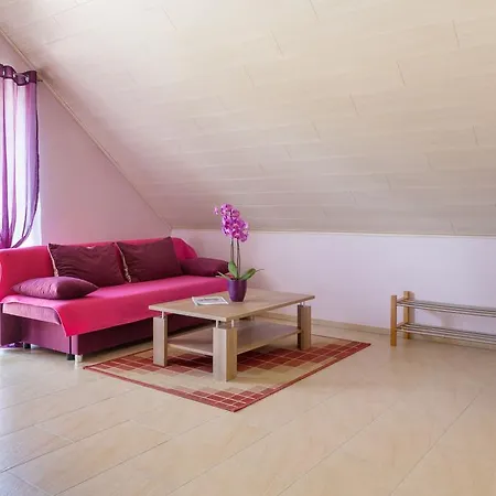 ペンション ジーク 3*